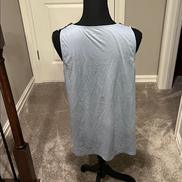 LOFT Light Blue Sleeveless Floral Top - Picture 5 of 6